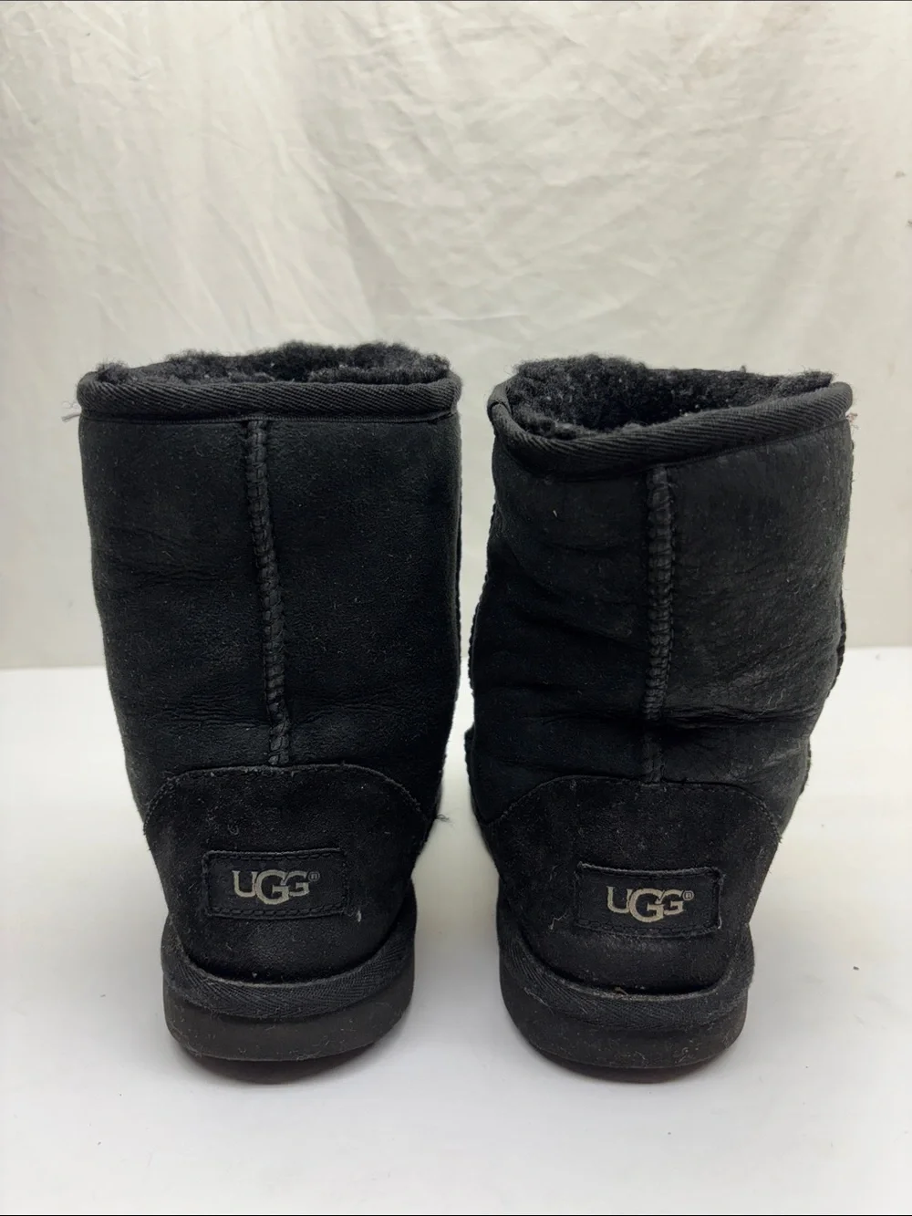 UGG Kids Black Suede Winter Boots, Cozy Lined Slip-On, SZ 4 big girl, box 3 G